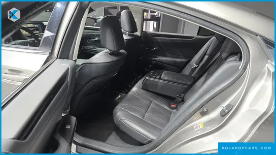LEXUS ES LUXURY PLUS