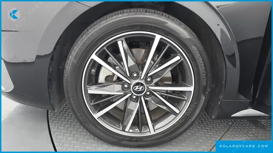 HYUNDAI GRANDEUR 3.3