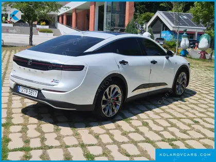 TOYOTA CROWN 2.5 4WD HYBRID