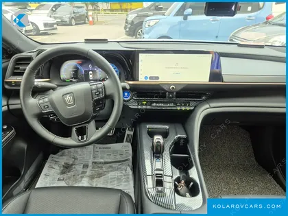TOYOTA CROWN 2.5 4WD HYBRID