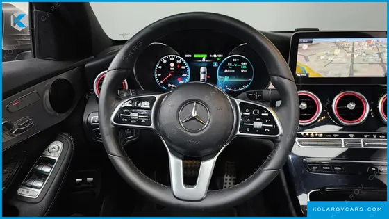 MERCEDES C-CLASS C300E 4MATIC AMG LINE