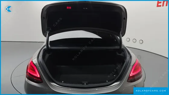 MERCEDES C-CLASS C300E 4MATIC AMG LINE