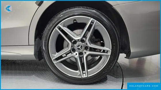 MERCEDES C-CLASS C300E 4MATIC AMG LINE