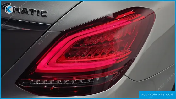 MERCEDES C-CLASS C300E 4MATIC AMG LINE