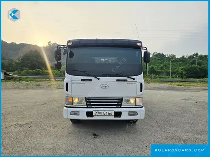 HYUNDAI MEGA TRUCK GOLD