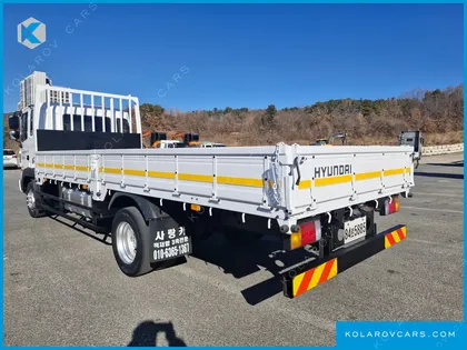 HYUNDAI MEGA TRUCK GOLD