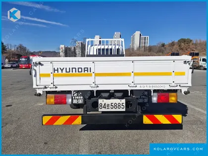HYUNDAI MEGA TRUCK GOLD