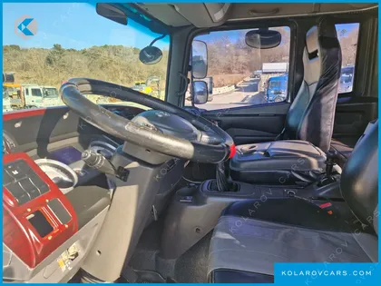 HYUNDAI MEGA TRUCK GOLD