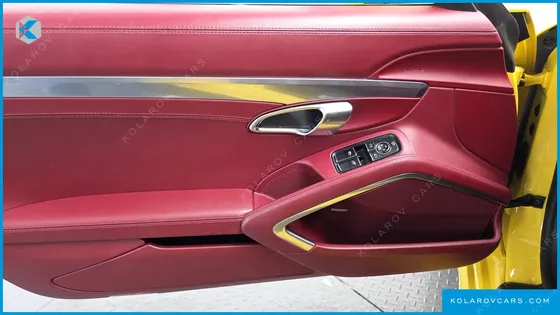 PORSCHE 718 2.5 GTS
