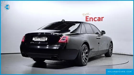 ROLLS ROYCE GHOST 6.7 V12 BLACK BADGE