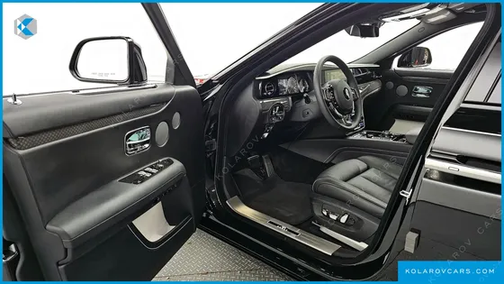ROLLS ROYCE GHOST 6.7 V12 BLACK BADGE