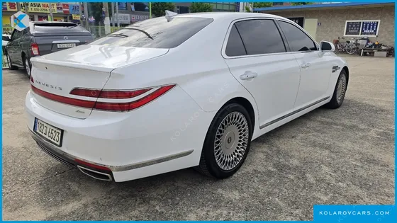 GENESIS G90 3.3 T AWD