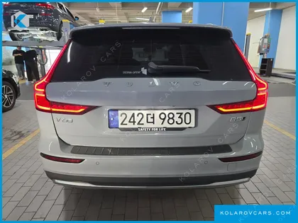VOLVO V60 B5 ULTIMATE AWD