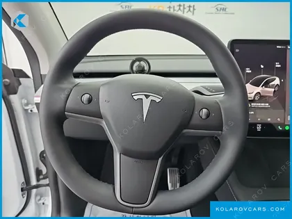 TESLA MODEL Y RWD