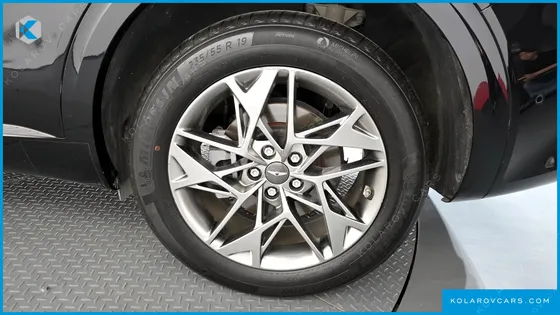 GENESIS GV70 2.5T GASOLINE 2WD