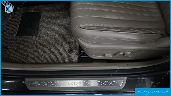 KIA K8 2.5 GASOLINE 2WD