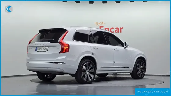 VOLVO XC90 T8 ULTIMATE BRIGHT HYBRID