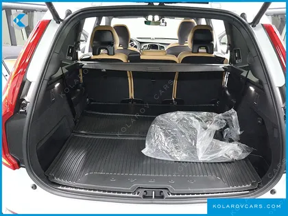 VOLVO XC90 B6 ULTIMATE BRIGHT