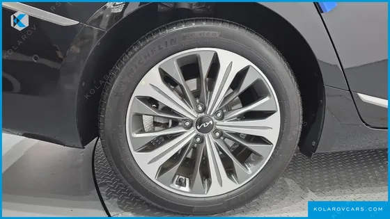 KIA K8 SIGNATURE SPECIAL