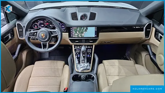 PORSCHE CAYENNE 3.0 COUPE PLATINUM EDITION