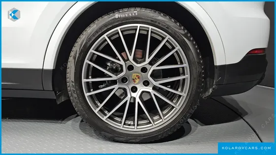 PORSCHE CAYENNE 3.0 COUPE PLATINUM EDITION