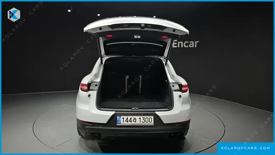 PORSCHE CAYENNE 3.0 COUPE PLATINUM EDITION
