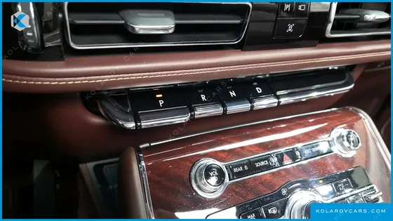 LINCOLN AVIATOR 3.0 BLACK LABEL AWD