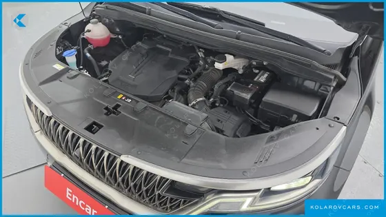 KIA CARNIVAL GASOLINE 9-SEATER NOBLESSE