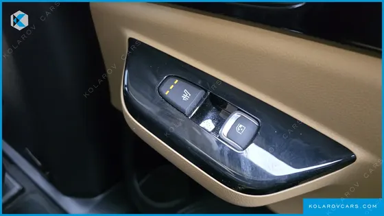 KIA CARNIVAL GASOLINE 9-SEATER NOBLESSE