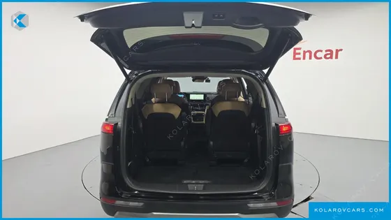 KIA CARNIVAL GASOLINE 9-SEATER NOBLESSE