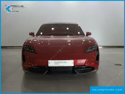 PORSCHE TAYCAN TURBO