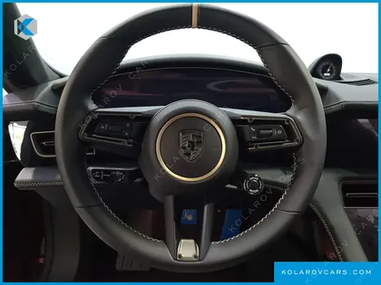PORSCHE TAYCAN TURBO