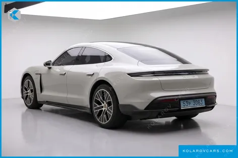 PORSCHE TAYCAN 4S