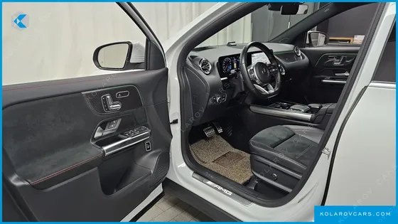 MERCEDES GLA-CLASS GLA45 AMG 4MATIC+