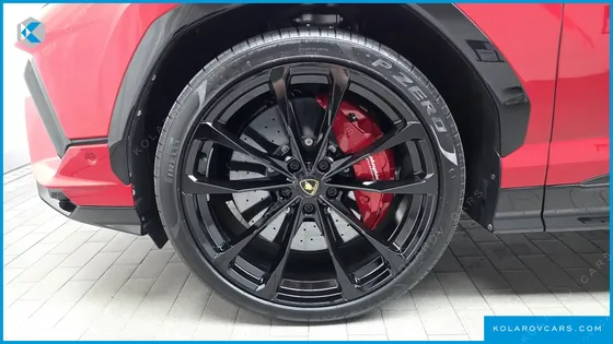 LAMBORGHINI URUS 4.0 V8 S