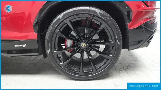 LAMBORGHINI URUS 4.0 V8 S