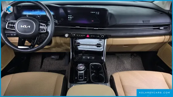 KIA CARNIVAL 7-SEATER SIGNATURE