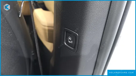 KIA CARNIVAL 7-SEATER SIGNATURE