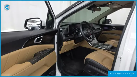 KIA CARNIVAL GASOLINE 9-SEATER SIGNATURE