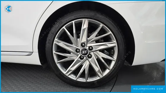 HYUNDAI GRANDEUR 2.5