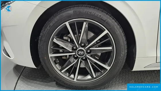 HYUNDAI GRANDEUR 2.5