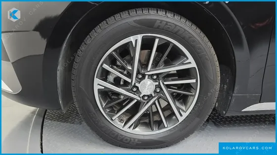 HYUNDAI GRANDEUR 3.0 LPI RENT CAR