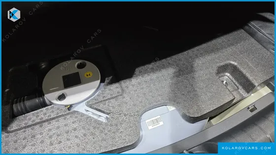 HYUNDAI GRANDEUR 3.0 LPI RENT CAR