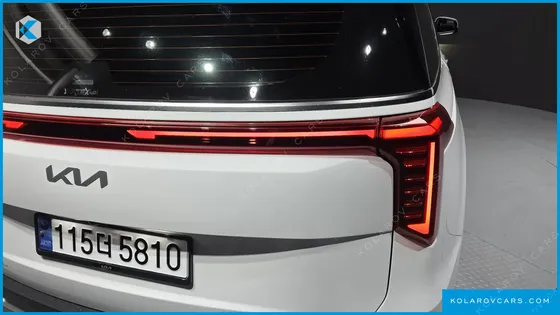 KIA CARNIVAL 7-SEATER NOBLESSE