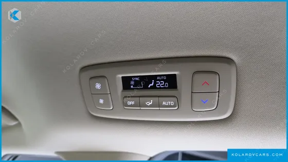 KIA CARNIVAL 7-SEATER NOBLESSE