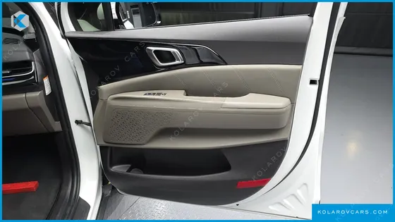 KIA CARNIVAL HEV 9SEATER SIGNATURE