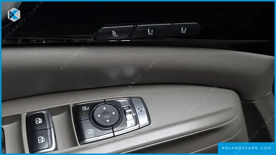 KIA CARNIVAL HEV 9SEATER SIGNATURE