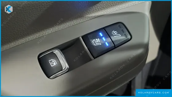 KIA CARNIVAL HEV 9SEATER SIGNATURE