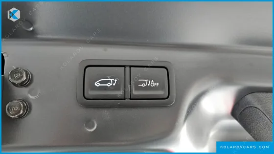 HYUNDAI STARIA HEV 1.6T CARGO 5-SEATER