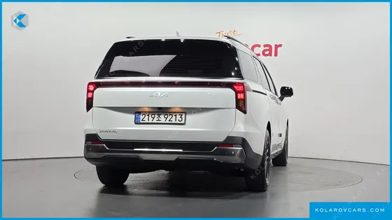 KIA CARNIVAL GASOLINE 9-SEATER SIGNATURE